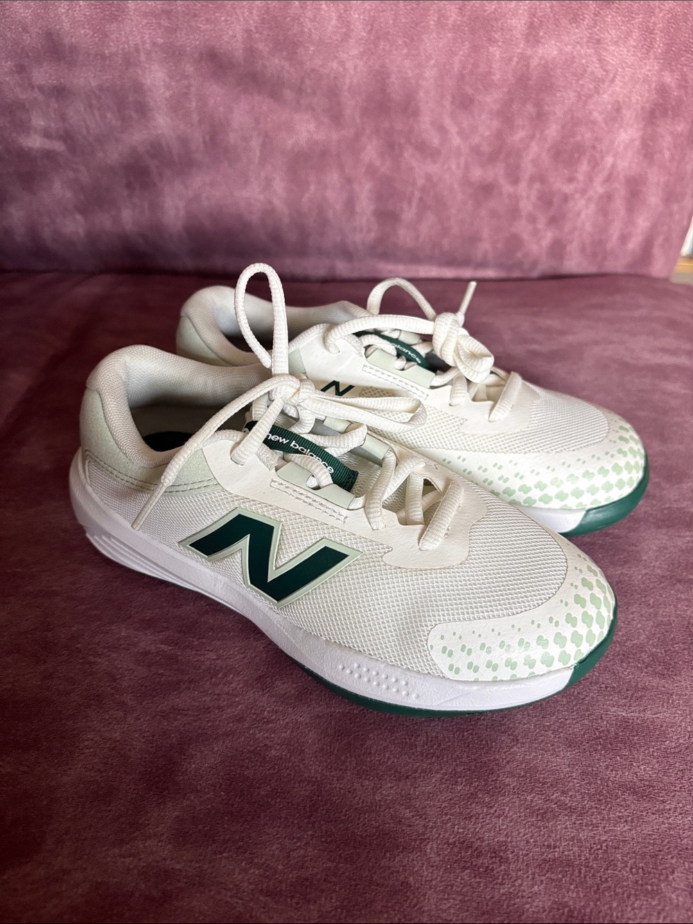 Kids New Balance 996v6 tennis shoes